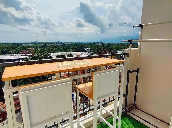 Nate & Athalia's Cityscape Condotel Lapu-Lapu City